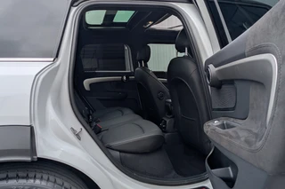 MINI Countryman 1.5 Cooper SE ALL4 PHEV Chili JCW Panorama Head-Up / 53