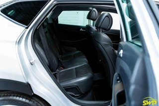 Hyundai Tucson 1.6 T-GDi Premium 4WD | Pano | Navi | Leder | Elektr stoelen | Full option | Stoel ventilatie | Dodehoek / 26