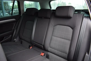 Volkswagen Passat Variant 1.5 TSI Comfort Business | Apple CarPlay | Stoelverw. | ACC | Automaat / 7