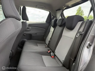 Toyota Yaris 1.5 Hybrid Dynamic / Invalide Auto / Cam / Navi / 9