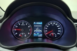 Kia Rio 1.0 T-GDi 100 PK | Automaat | Trekhaak | Stoelverwarming | Mirror Screen | Stuurverwarming | Start/stop | Climate Control | Parkeersensor | 1e eigenaar | Android/Apple carplay | Cruise control | Shift lock release / 30