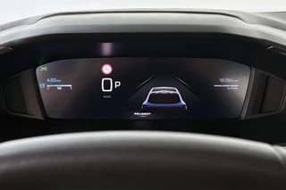 Peugeot 208 1.2 Hybrid 110 e-DCS6 Allure / 11