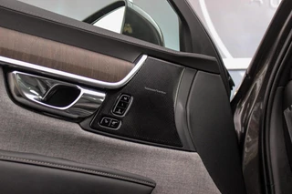 Volvo V90 2.0 B4 Business Pro Inscription| BTW auto | 1e eigenaar | NL auto | 20 inch | Panoramadak | Harman Kardon | BLIS | Stuurverwarming | Stoelverwarming | Head-up | Trekhaak | Cruise control / 36