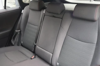 Toyota RAV4 2.5 Plug-in Hybrid AWD Style TREKHAAK PARKEERSENSOREN STOEL/STUURVERW. LED DAB APPLE/ANDROID NAVI AD-CRUISE / 25