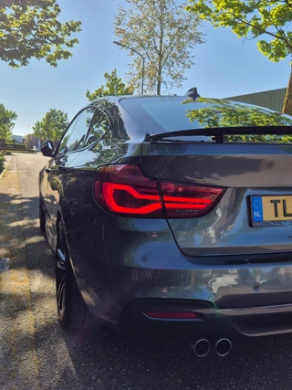 BMW 3-serie Gran Turismo GT M Sport OPTIES Panorama CarPlay Adaptieve Cruise Elek. Trekhaak Camera 2e Eigenaar 320i High Executive / 12