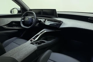 Peugeot 5008 1.2 Hybrid 145 Allure 7p | Climate & Cruise Control | 7-Zitter | Achteruit Rijd Camera | AppleCarplay/ Android Auto | / 15