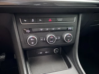 SEAT Ateca 1.5 TSI Style Business Intense Trekhaak | Camera | Sfeerverlichting | Full-Led | Navigatie / 14
