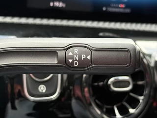 Mercedes-Benz A-Klasse BWJ 2020 180 136 PK Luxury Line AUTOMAAT  TREKHAAK | STOELVERW. | FULL LED | CAMERA | CARPLAY + ANDROID |  NAVI | CLIMA | CRUISE | LMV | PDC / 18