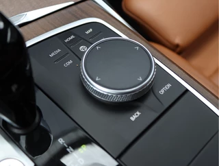 BMW 3 Serie 320i High Executive Edition  | Schuifdak | Leder | Camera | Org. NL / 57
