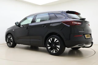 Opel Grandland X 1.6 Turbo Hybrid Business Elegance 225 PK Automaat | Trekhaak | Camera | Keyless | Elektrische achterklep | Climate control | Stoelverwarming | Dakrails / 13