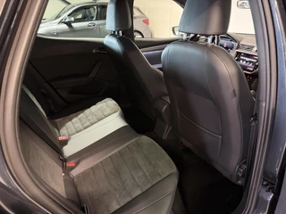 Seat Arona 1.0 TSI FR DSG 116PK Virtual Beats Sfeer Camera / 38