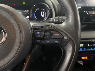 Toyota Yaris 1.5 Hybrid Executive/ NL auto/ Eerste eigenaar/ Automaat/ Stoelverwarming/ Navi/ Apple carplay/ Pano / 15