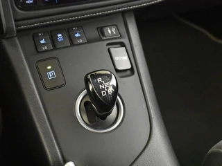 Toyota Auris Touring Sports 1.8 Hybrid Team D / 26