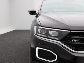 Volkswagen T-Roc 1.5 TSi 150 Pk Automaat Sport Business R-Line | Full LED | Adaptive Cruise | Carplay | Stoelverwarming | LED | Camera | Airco | 19 Inch / 11