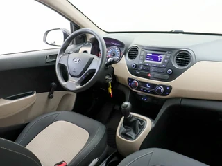 Hyundai i10 1.0i i-Motion / 18