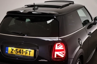 MINI 3-Door 2.0 John Cooper Works Classic / 27