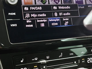 Volkswagen Passat Variant 1.5 TSI Business Automaat | Adaptive Cruise | Stoelverwarming | CarPlay | Trekhaak / 29