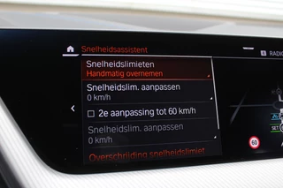 BMW 1 Serie 118i Business Edition  | M-Sport | Origin NL | Camera | Trekhaak | Navigatie / 43