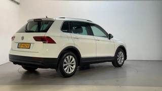 Volkswagen Tiguan 1.5 TSI 150pk DSG ACT Comfortline Business Navigatie Parkeersensoren App-Connect DAB+ / 5