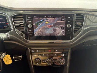 Volkswagen T-Roc 1.5 TSi 150PK DSG Sport Bns R-Line  AFN.TREKHAAK/19INCH/CAMERA/NAVI/VIRTUAL/CARPLAY/PDC / 36