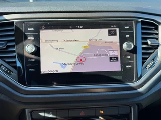 Volkswagen T-Roc 1.0 TSI Style * Navigatiesysteem * Stoelverwarming * Adaptieve Cruise Control * Parkeercamera * / 24