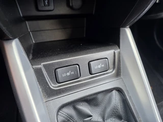 Suzuki Vitara 1.6 Exclusive CAMERA AIRCO TREKHAAK TEL CRUISE CONTROL / 29