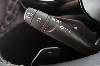 Opel Corsa 1.2 Turbo Hybrid Automaat Stuur-Stoelverwarming Camera Apple CarPlay / 31