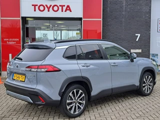 Toyota Corolla Cross 2.0 HYBRID 184PK FIRST-EDITION BLIND-SPOT EL-ACHTERKLEP LM-VELGEN KEYLESS PARK-SENSOREN STOELVERW DRAADLOOS-LADEN AD-CRUISE BLUETOOTH / 4