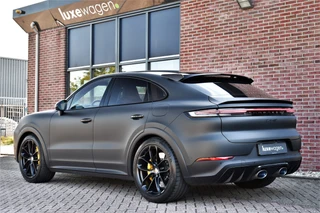 Porsche Cayenne Coupé 4.0 Turbo E-Hybrid GT  Burmester PDCC Carbon HUD ACC 360 / 7