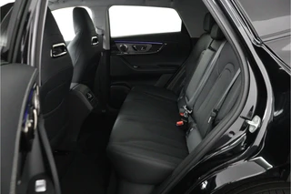 Omoda 5 EV Premium 61 kWh *DEMO* - Stoel/Stuurwiel verwarming - Schuif/Kanteldak - Navigatie - Adaptief Cruise Conrole - WLTP 402 KM - 7 Jaar fabrieksgarantie / 31