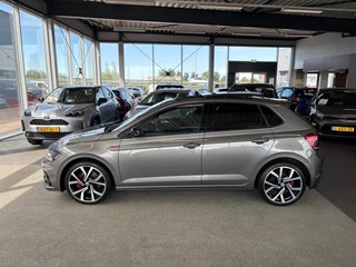 Volkswagen Polo 2.0 TSi 200pk GTi DSG 5-drs  SCHUIFDAK/BEATS/KEYLESS/CAMERA/DODEHOEK/1E EIGENAAR! / 4