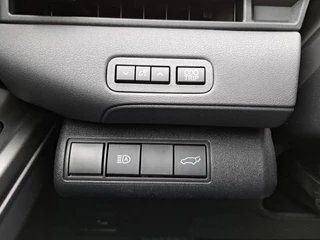 Toyota C-HR+ FIRST EDITION 77KWH 20" VELGEN WARMTEPOMP EL-ACHTERKLEP PRIVACY-GLASS 18"LMV BLIND SPOT STOELVERW. P-SENSOREN / 14