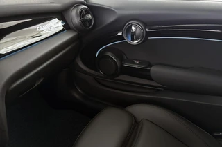 MINI Electric Camden Go Edition 33 kWh SOH 97% Apple CarPlay Achteruitrijcamera Sportstoelen Stoelverwarming / 37
