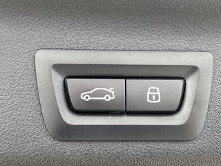 BMW X1 SDrive20i M Sport Trekhaak | Camera | Harman/Kardon | Memory Stoelen | Cruise Control | Stoelverwarming / 36