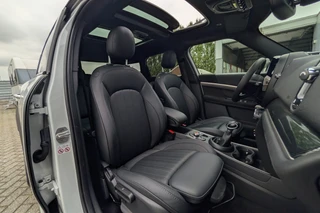 MINI Countryman 1.5 Cooper SE ALL4 PHEV Chili JCW Panorama Head-Up / 11