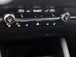 Mazda 3 2.0 e-SkyActiv-G M Hybrid 122 | Automaat | Adaptive cruise | Stuur & Stoelverwarming | Camera | Trekhaak / 35