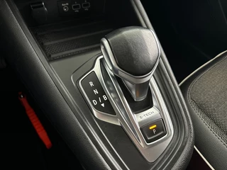 Renault Captur 1.6 E-Tech PHEV 160 Intens Groot Scherm + Navigatie | Parkeercamera | Cruise Control / 18