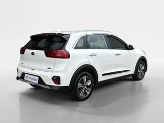 Kia Niro 1.6 GDi Hybrid DynamicLine | Navigatie | Apple Carplay / Android Auto | Climate Control | Achterruitrij Camera | Lichtmetalen Velgen | / 6