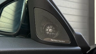BMW 2-serie Cabrio M240i| M Performance | ACC | Harman Kardon | High Executive / 12