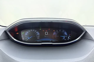 Peugeot 5008 1.2 PureTech GT-Line | Apple carplay/Android auto | Automatische airco | Cruise control | Lichtmetalen velgen 19'' | Navigatie | / 21