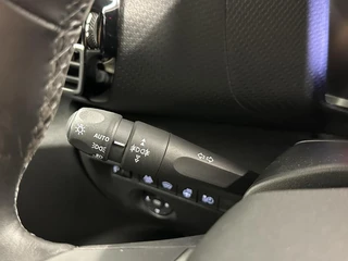 Citroen Ë-C4 Feel Pack 50 kWh SOH 89,6% CARPLAY CAMERA NAVI CRUISE ECC LM. / 24