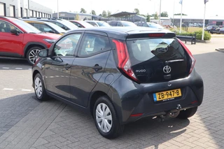 Toyota Aygo 5-DEURS / 4