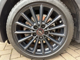 Mini Mini 1.5 Cooper Chili Serious Business / Works / Pano / H&K / Led / Sportleder / Cruise . / 18