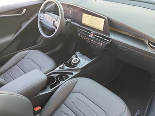 Kia Niro 1.6 GDi Hybrid DynamicPlusLine | Informeer naar beschikbaarheid | Schuifdak | NU MET €3.000 inruilpremie en €1000 voorraadvoordeel! / 22