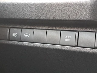 Toyota RAV4 2.5 Hybrid AWD Dynamic NWE. 4-SEASONS STOEL- & VOORRUITVERWARMING PDC V+A DIGITAL DISPLAY LED / 14