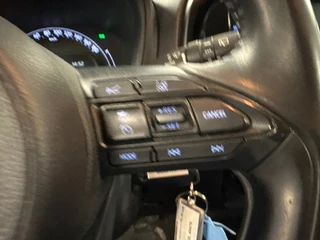 Toyota Aygo X 1.0 VVT-i MT first / apple /stoelverw /cruisec /camera/pdc/clima/boeken / 16