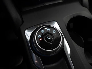 Ford Kuga 2.5 PHEV Plug-In Vignale TREKH./NAVI/LEER/LED/B&O/18"LMV! / 21