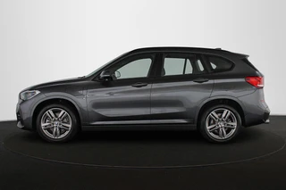 BMW X1 xDrive25e M Sport Stoelverwarming LED Sportstoelen Navi / 32