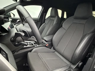 Audi A3 Sportback 35 TFSI 150PK S Edition Automaat | Matrix-Led | Navigatie | Adaptive Cruise Control / 19