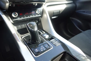 Mitsubishi Eclipse Cross 2.4 PHEV Intense  | BTW | Stoelverwarming | CarPlay | / 20